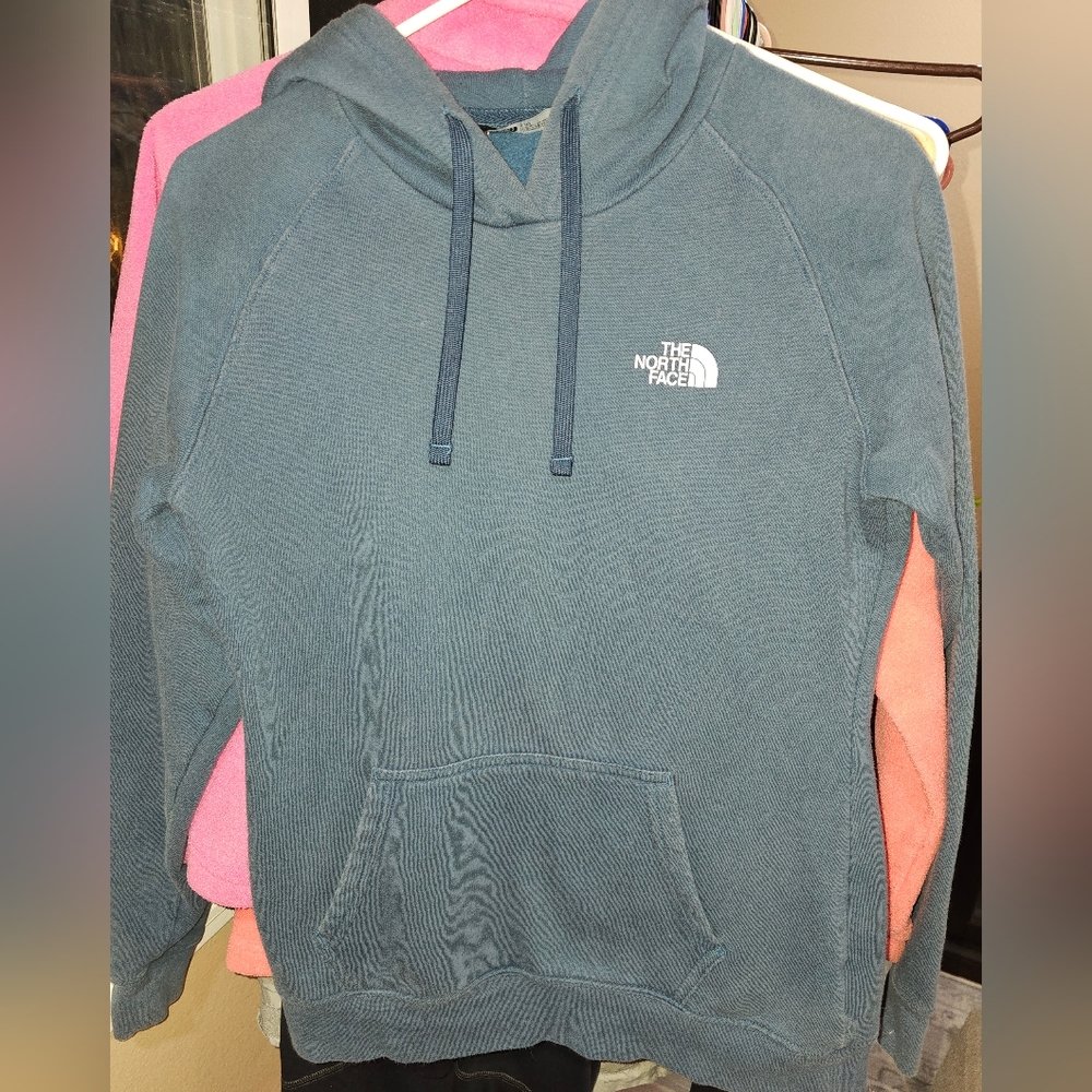 The North Face Men's Blue Hoodie Sweater